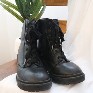 Universal Threads Black Leather Boots